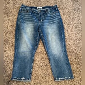 BKE Gabby Distressed Blue Capri Jeans